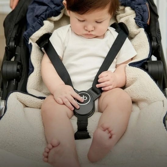 chanceliere-poussette-poussinid-ouvertures-pour-harnais