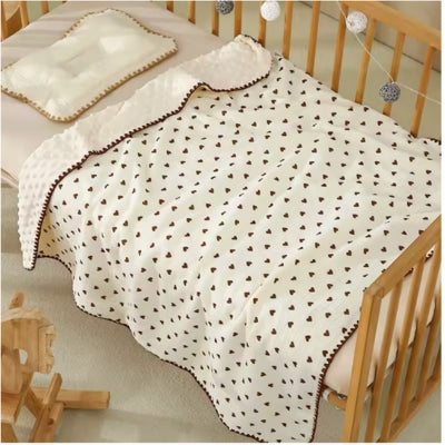 couverture-bebe-revillon-petits-coeurs